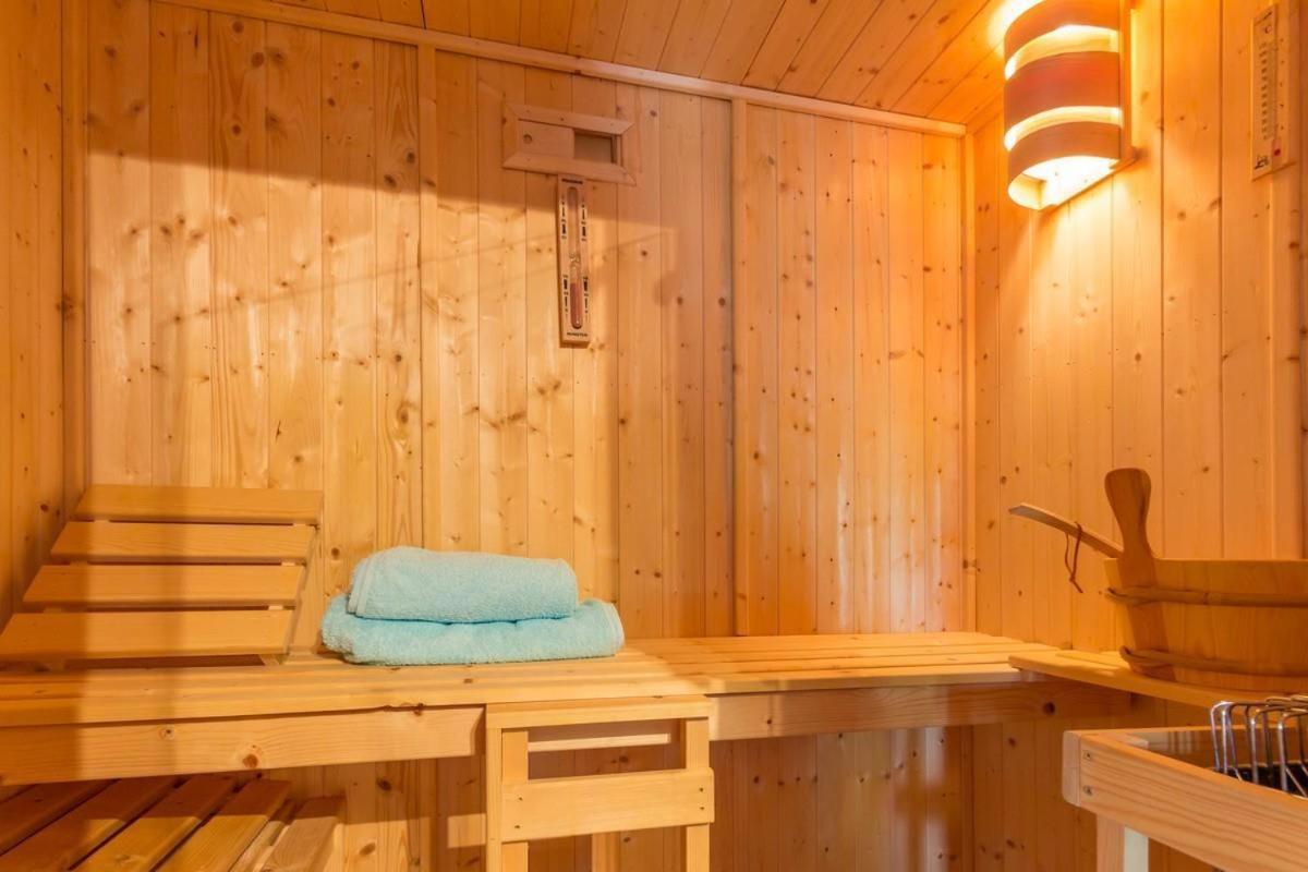La Belle Des Champs Hotel Saint-Andelain Екстериор снимка